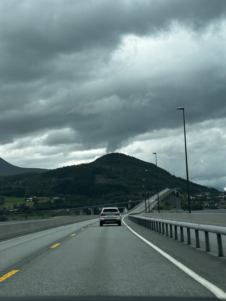 E10 Norway hungrytravelfamily