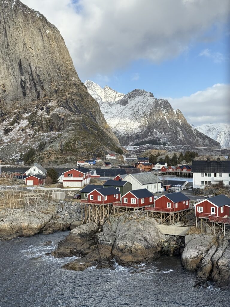 Breisundet bru Hamnøya Norway HungryTravelFamily 2