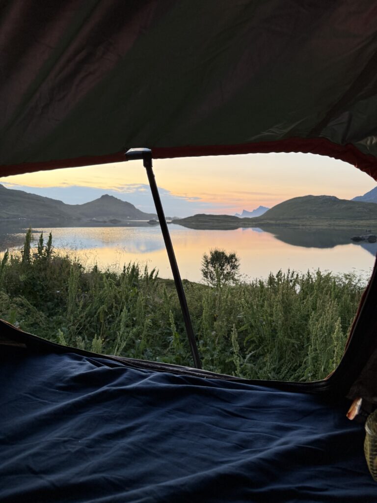 Camping Hovdanveien Fredvang Norway HungryTravelFamily 9371