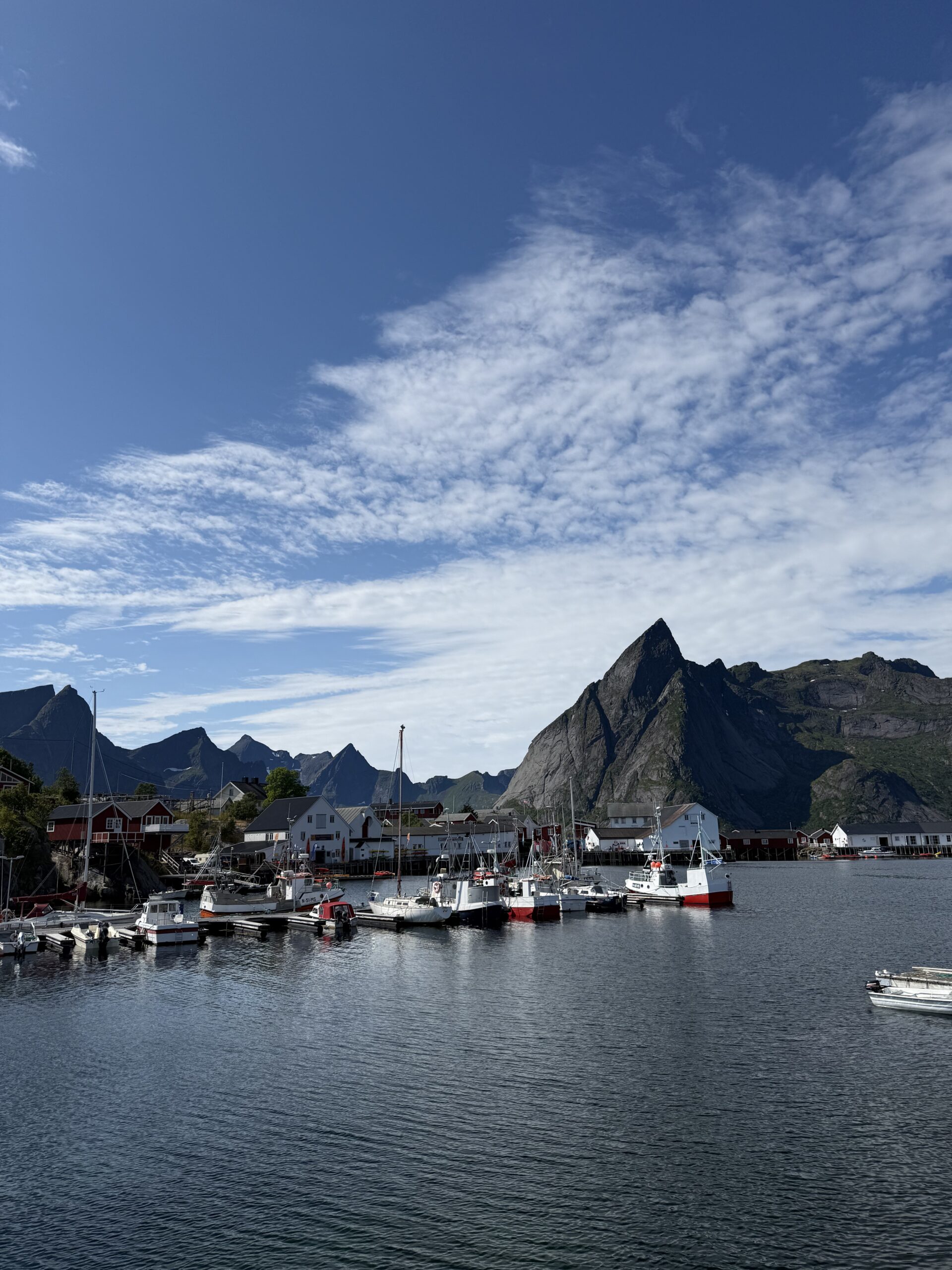 Breisundet bru Hamnøya Norway HungryTravelFamily 3683